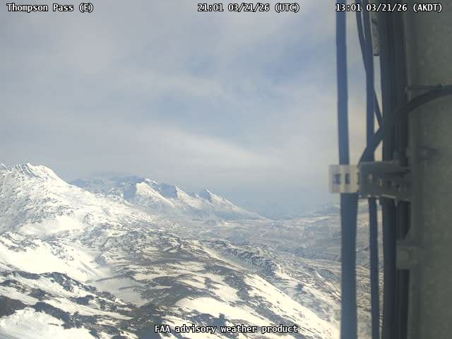 Thompson Pass — East live webcam