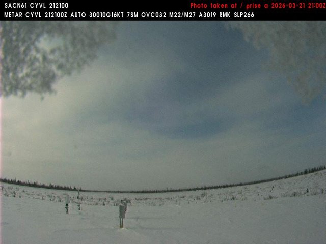 Colville Lake/Tommy Kochon — West live webcam