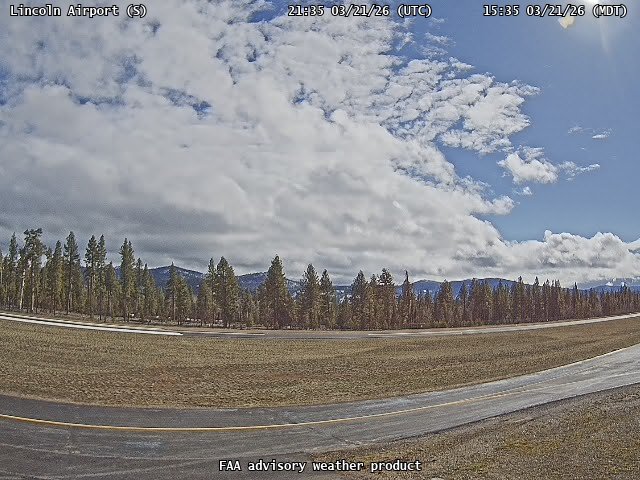 Lincoln Airport — South live webcam