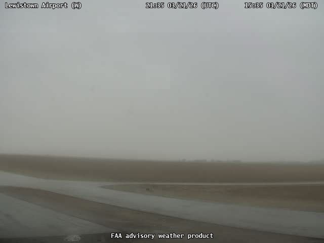Lewistown Airport — West live webcam