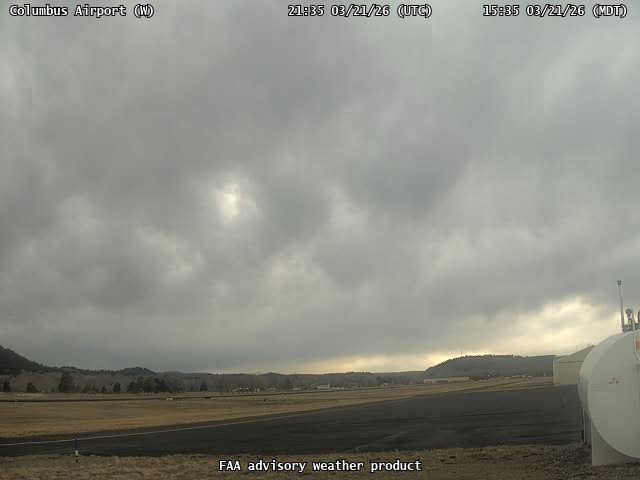 Columbus Airport — West live webcam
