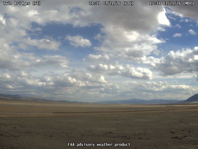 Twin Bridges — SouthEast live webcam