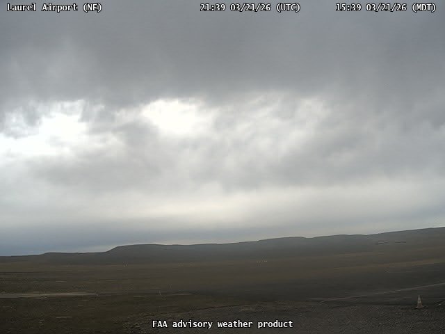 Laurel Airport — NorthEast live webcam